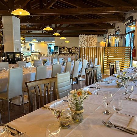 Aquasole Hotel Mercallo Екстериор снимка