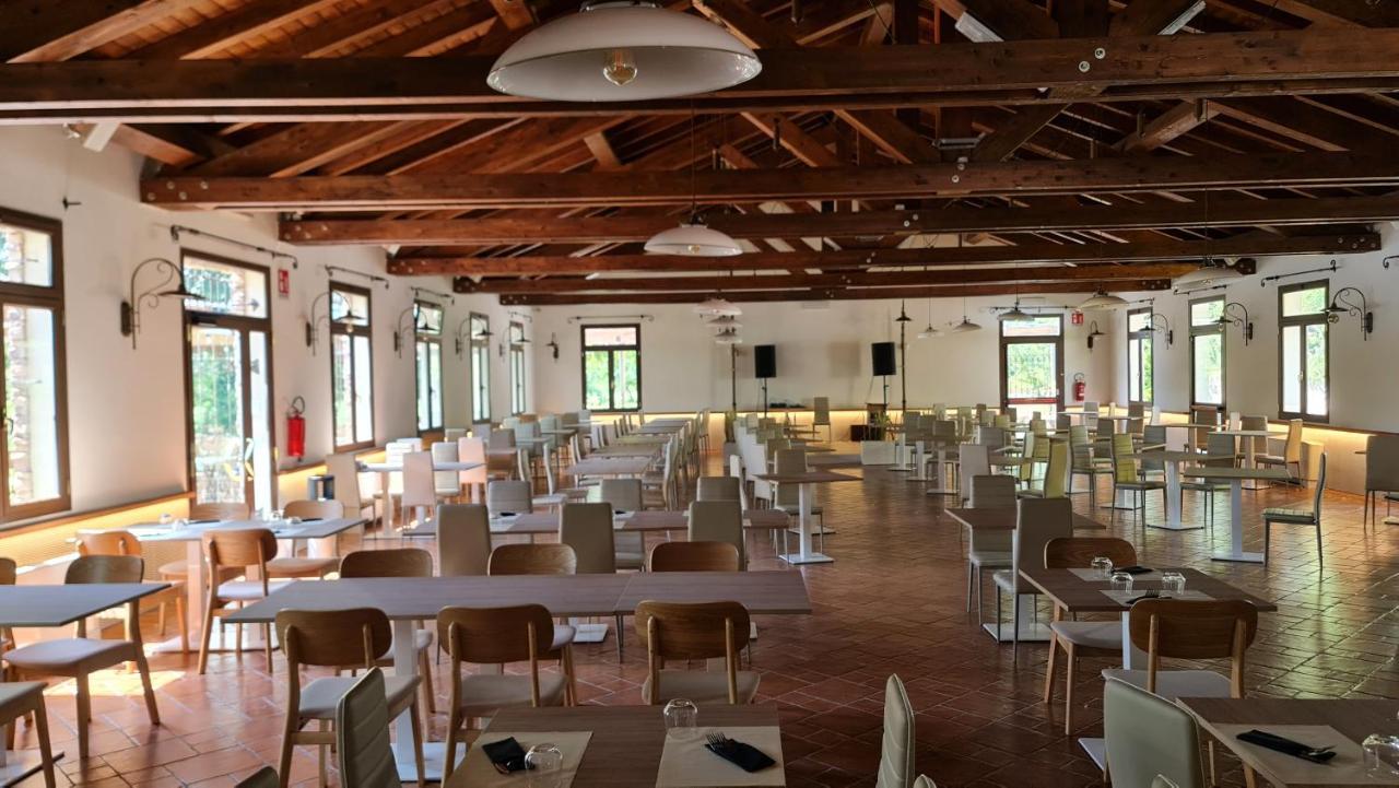 Aquasole Hotel Mercallo Екстериор снимка