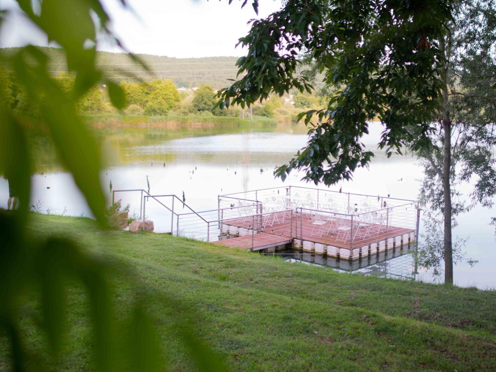 Aquasole Hotel Mercallo Екстериор снимка